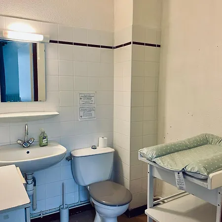 Hostel Oustal De Bourdeaux